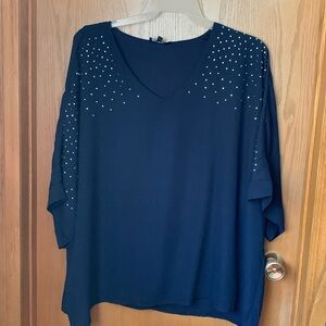 Navy blue 3/4 length sleeve blouse